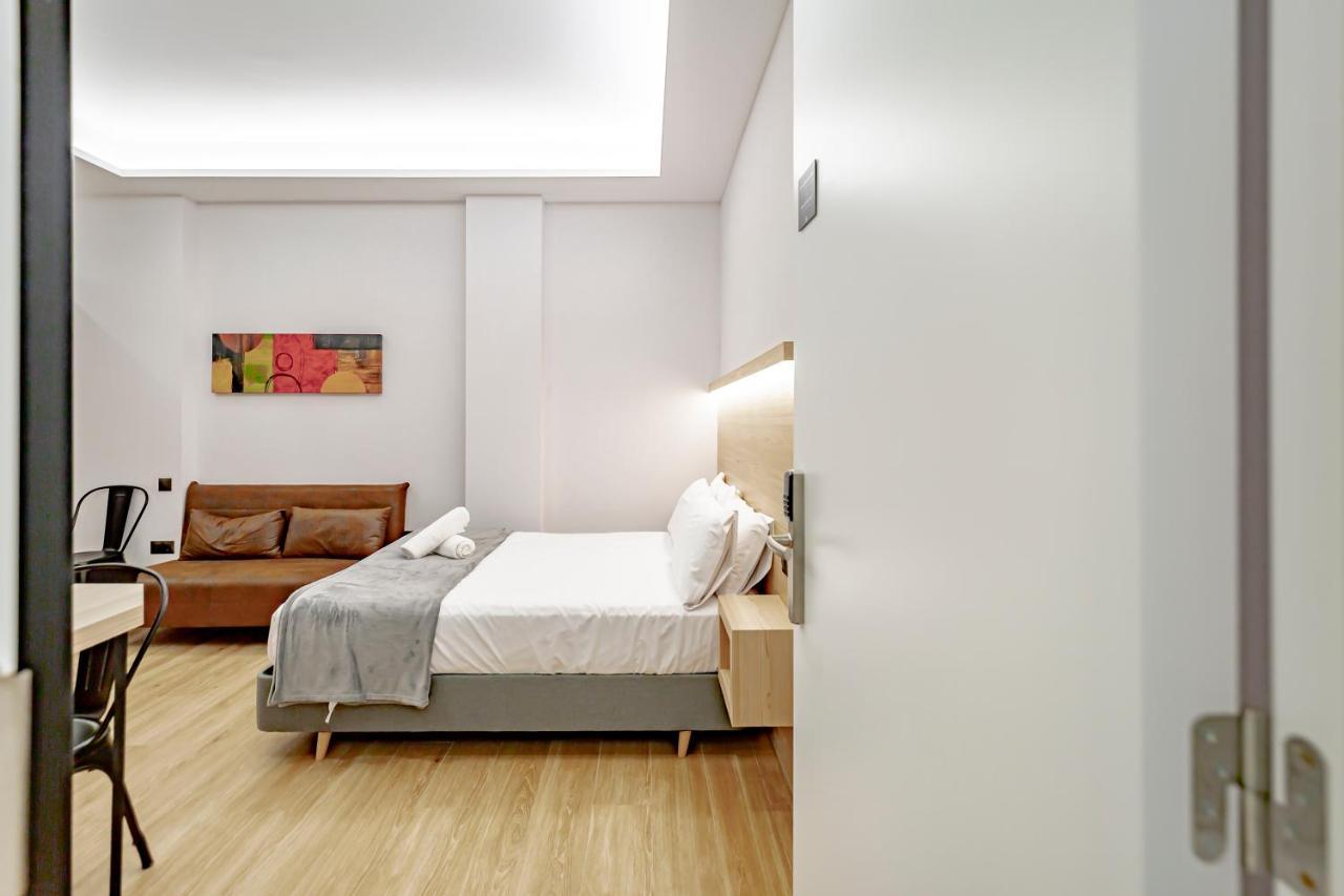 Dobohomes - Montesa 20 Apartamentos Мадрид Стая снимка