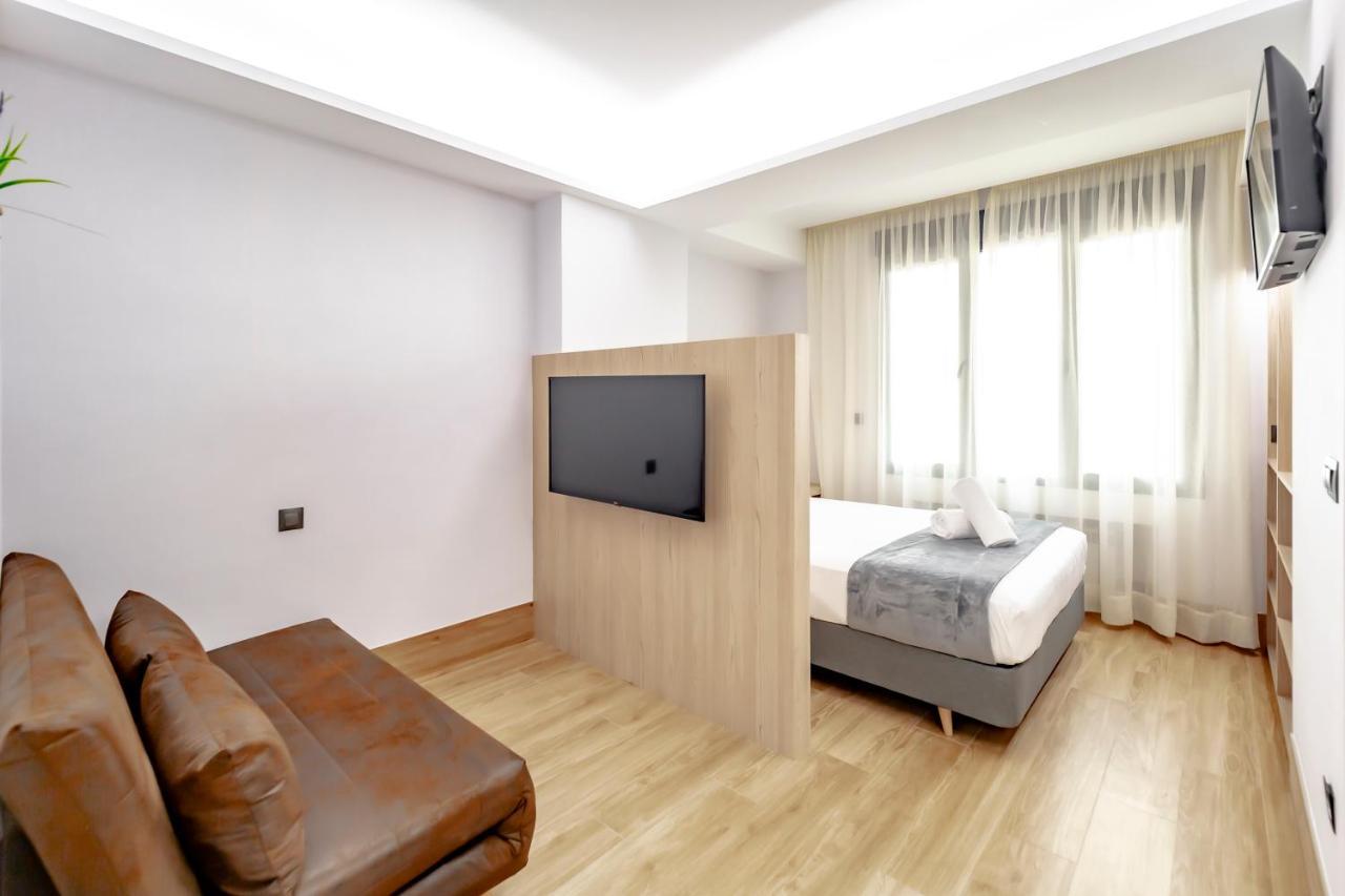 Dobohomes - Montesa 20 Apartamentos Мадрид Екстериор снимка